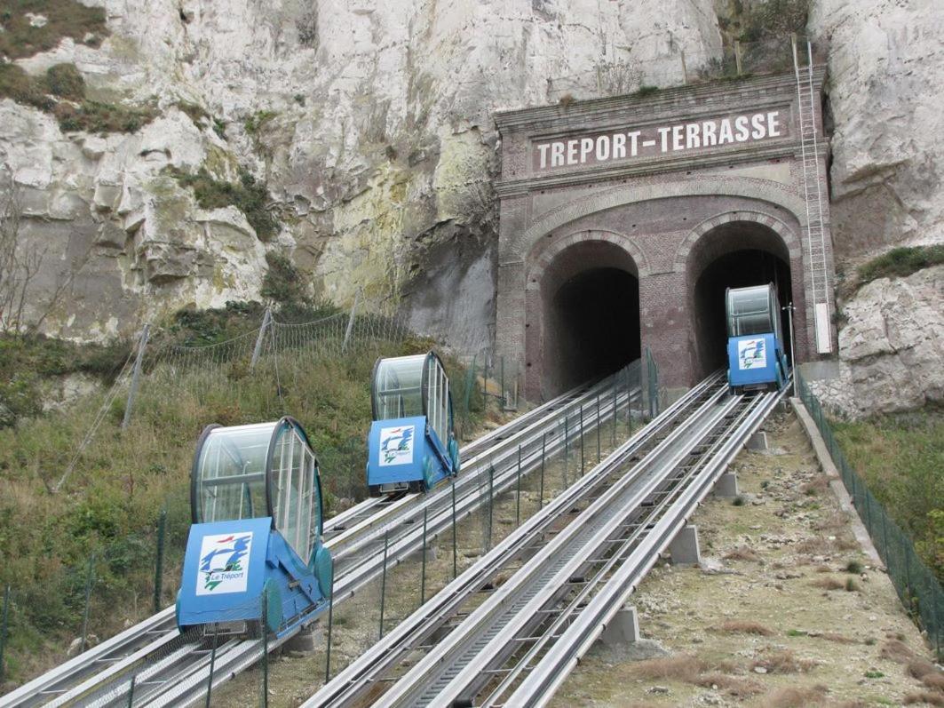 La Verriere. Les Locations Isahora C'Est Aussi Plusieurs Appart' De Standing A 2 Pas Du Chateau D'Eu, Des Falaises Du Treport, De Mers Les Bains Et Aux Portes De La Baie De Somme Ε (Σεν Μαριτίμ) Εξωτερικό φωτογραφία